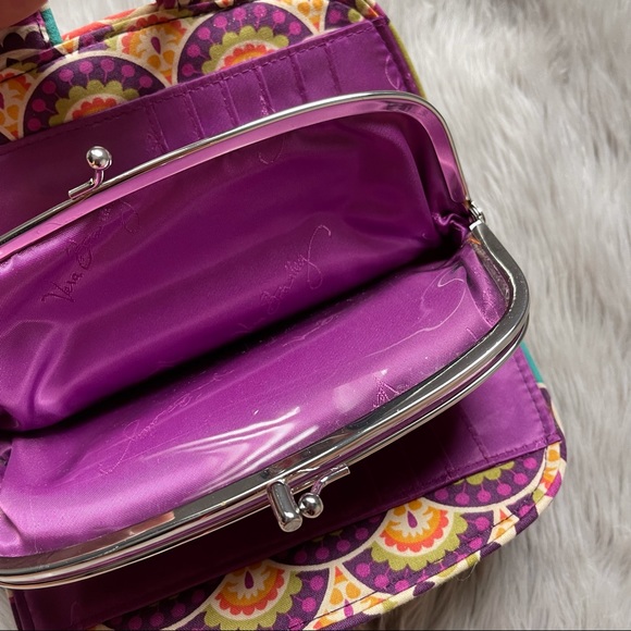 ⛔️SOLD⛔️Vera Bradley Retired Vintage Kiss Lock Wallet - Picture 4 of 8